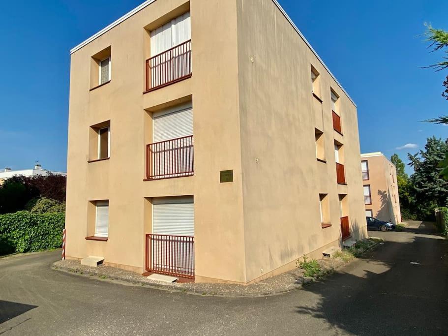 T2 Cosy Proche Hopital + Parking Gratuit Sur Place 欧塞尔 外观 照片